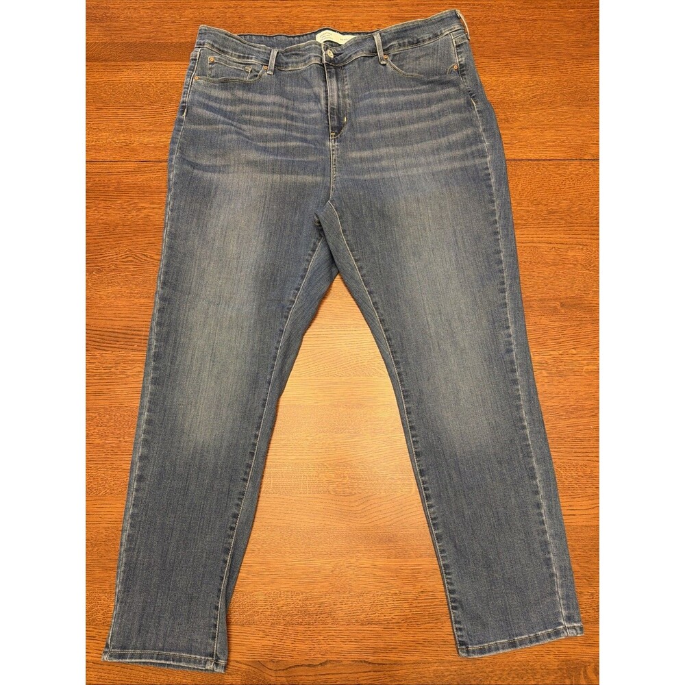 Levi Strauss Signature Jeans Womens 22M Mid Rise Skinny Light Wash EUC